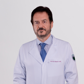 Dr. Renato Leça CRM 58.672/SP | RQE 36548 Doutorando e Mestre em Oftalmologia pela UNIFESP Professor de Oftalmologia na Faculdade de Medicina do ABC Especialista em Nutrologia (ABRAN) e Oftalmologia (CBO) Coordenador de Medicina Integrativa e Nutrologia na FMABC Vice-presidente da Associação Médica Brasileira de Prática Ortomolecular.